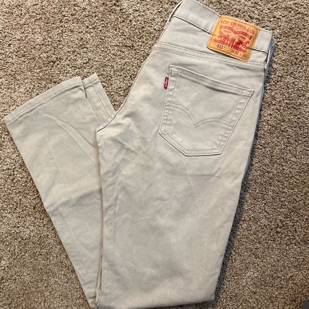 Tan Levi 511 jeans